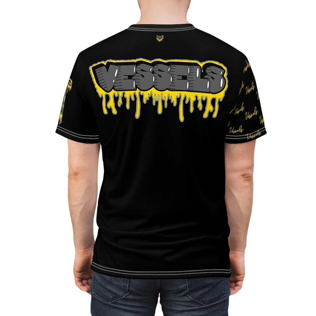 Yellow Drippy Graphic Tee - Edgy Design for Streetwear Lovers